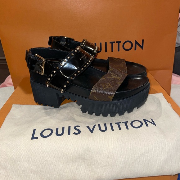 LOUIS VUITTON AI8S58GZO2N370 LAUREATE PLATFORM SANDAL - Picture 5 of 5